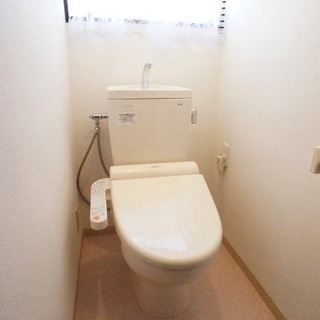 東京、見沼代親水公園駅29,800円！🐠🏝️東京で広いお部屋が格安🏝️山手線🚉西日暮里、電車で18分!男性入居可能🙋🏻‍♂️全室鍵付き個室／諸経費０でプライベートが完全に確保できる格安個室での新生活🛼 - 足立区