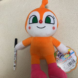 ドキンちゃん ぬいぐるみ 新品です。