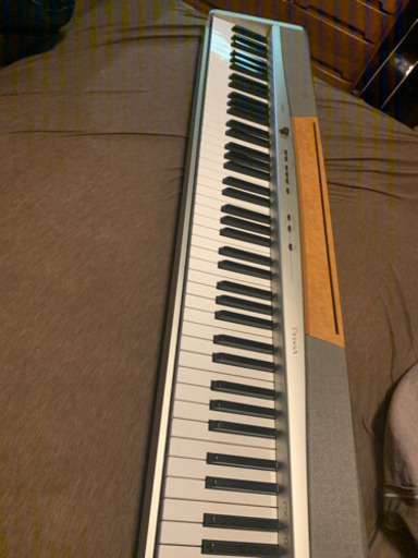 フル鍵盤　CACIO Privia 電子ピアノ