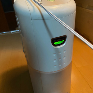 【手続き中】除湿機 お譲りします 7年前ぐらいに購入