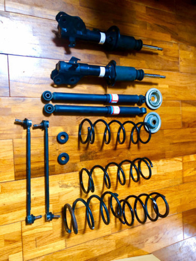 ワゴンR スティングレー 純正サスペンション