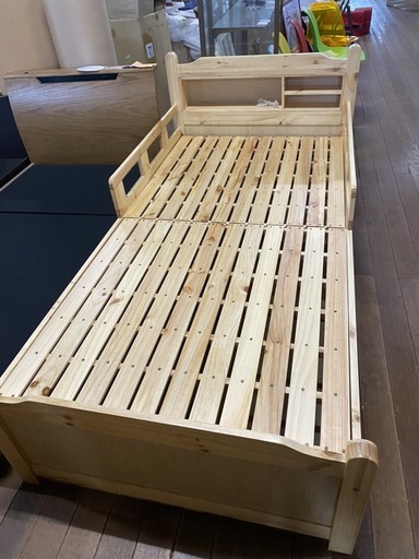 パインベッド　シングルサイズ　アウトレット価格14800円！早い者勝ちですよー！