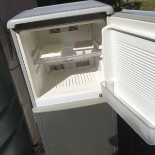  シャープ　2ドア冷凍冷蔵庫　SJ-KT14P 2005年製の画像