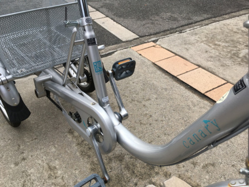 整備済　新古車　三輪車　シルバー