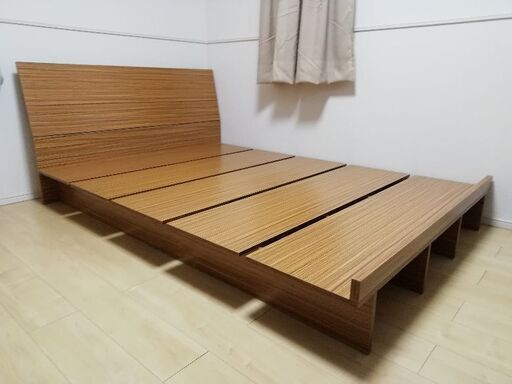 ダブルベッド
