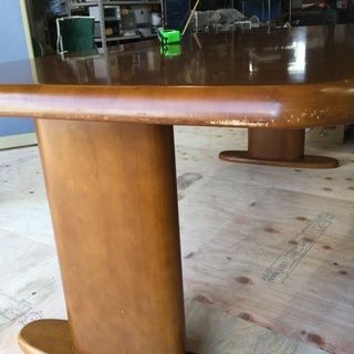 値下げ‼︎大きなダイニングテーブル（茶木目）の画像