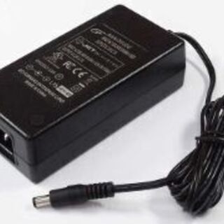 ６５Ｗ級スイッチングＡＣアダプター２４Ｖ２．７Ａ　ＧＦ６５Ｉ－Ｕ...