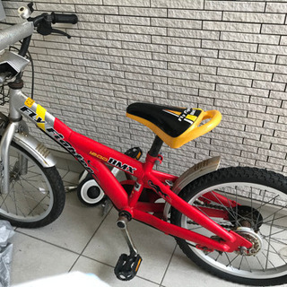 自転車　補助輪あり（お引き渡し者決定）