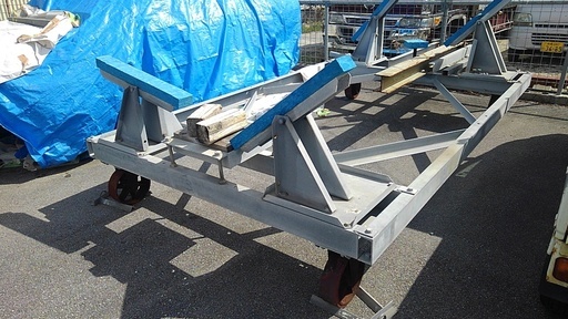 船台　5トン未満迄　どぶ付け(新規に造ると80万)