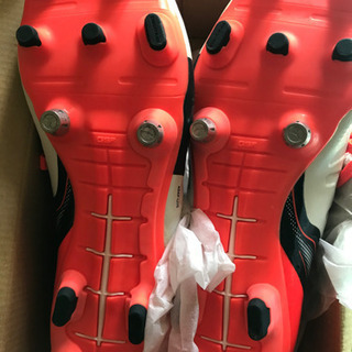 新品未使用　プーマスパイクの画像