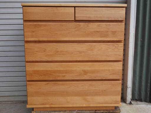 美品★人に優しい家具★国産 天然木材 ハイチェスト★幅900×奥行445×高さ980mm★自然塗装 オープンレール★モニカ90/タンス