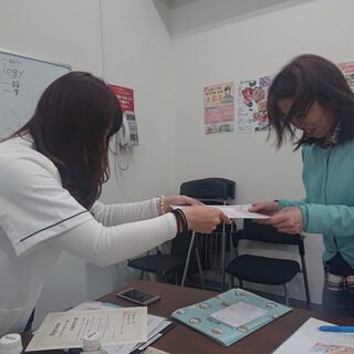 ダブル講師✨１日で取得出来るハンドリフレセラピスト講座２級・１級の画像