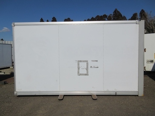 ♪千BA11♪物置♪コンテナ♪鍵付♪バイクの車庫としていかがですか♪アルミ箱♪