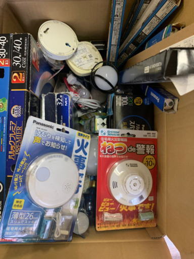 未使用品☆電球☆蛍光灯☆報知器☆まとめて☆転売品
