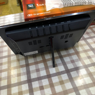 無料✨７インチデジタルフォトフレーム✨😚✨Transcend✨1GB😚✨動作確認済✨リモコンは電池がないのか動作しません。本体で操作可能です。の画像
