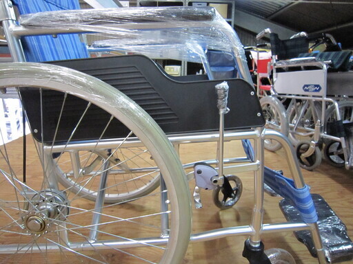 【中古】 車椅子　マツナガ製