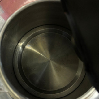 電気ケトルの画像