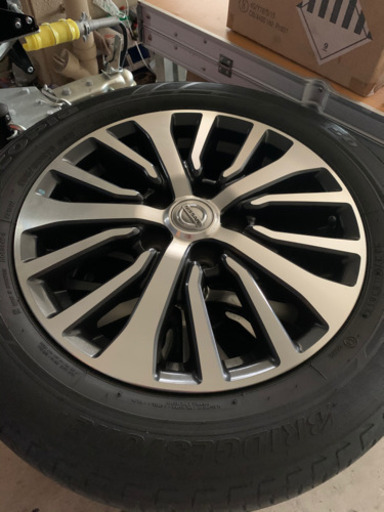 c26セレナ    後期純正アルミ！