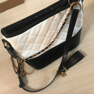 シャネルのバッグです。値下げしました。3000円に値下げします。