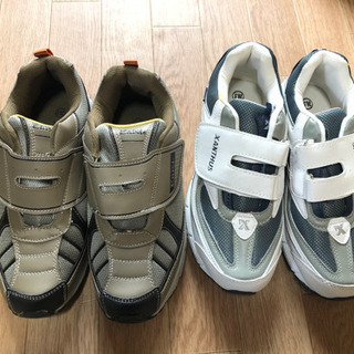 美品❗️スニーカー2足セット　26.5　幅広！美品❗️ギプスの片...