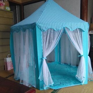 キッズテント。ボールプールやままごとなどにいかがですか？美品です。