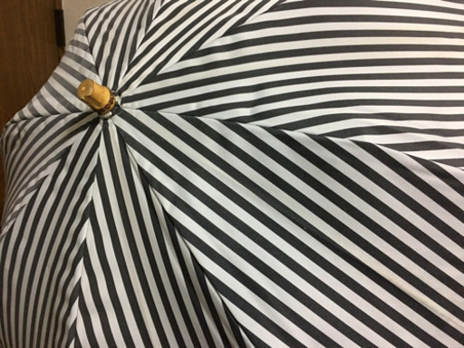 サンバリア100 完全遮光日傘 晴雨兼用