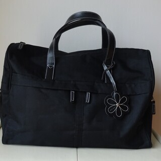 決まりました★値下げしました★　可愛い黒のボストンバッグ  　　 旅行用に！！「anan]の画像