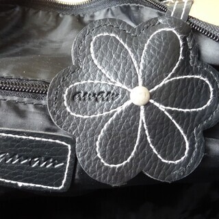 決まりました★値下げしました★　可愛い黒のボストンバッグ  　　 旅行用に！！「anan]の画像