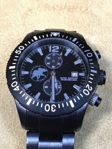 ハンティングワールド クロノグラフ