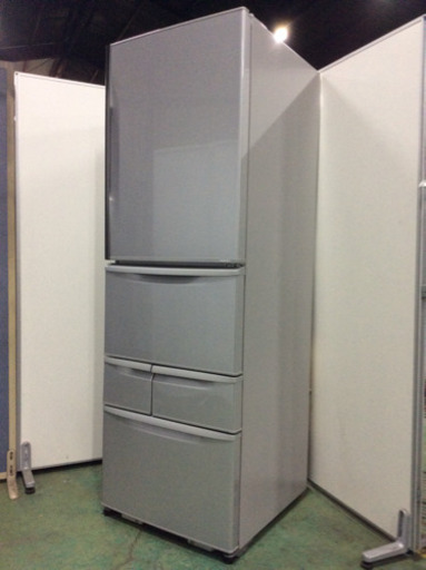 大容量キレイ目★ 5ドア大型冷蔵庫★東芝★2012年製★近隣送料・設置無料★ 鶴見区から発送　♪ ファミリーにオススメ