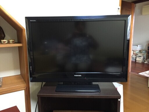 【値下】2010年製造　32型東芝レグザ　2/15(土)～2/17(月)に取りに来られる方にお譲りします