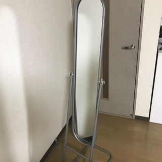 無料スタンドミラーの画像