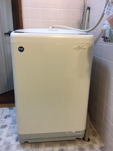 パナソニック洗濯機　4.5kg　標準の洗濯時間が20分と短く、良く絞れる優れものです。
