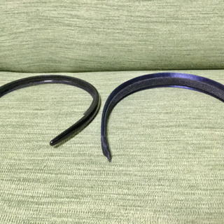 カチューシャ 4つ 髪留め 1つの画像