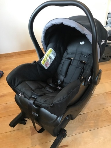 お値下げ！joie チャイルドシートjuvaとiso-fix対応ベースi-base