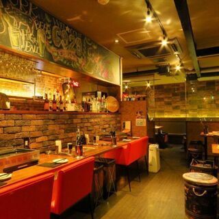 SNSで人気のお店★高時給！おしゃれに働けるカジュアルステーキダイニングの画像
