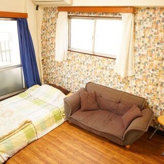 フルリフォーム部屋 ポップな壁、広いバルコニーのお部屋など！
