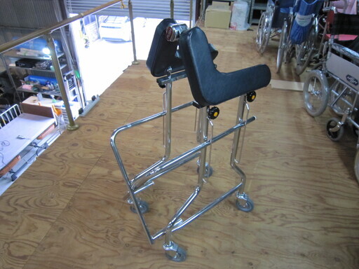 【中古】 　歩行器