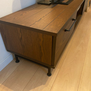 【美品】LOWYA  テレビ台　アンティーク調の画像