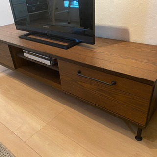 【美品】LOWYA  テレビ台　アンティーク調の画像