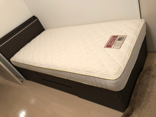 ニトリの収納付きシングルベッド、マットレス
