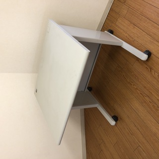 事務机