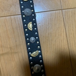 ベルサーチ  スタッズベルト