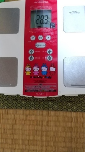 デジタル体重計　キティちゃんモデル　※再々値下げ　※売却済〆切