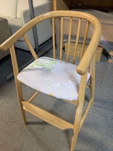 子供用椅子　中古
