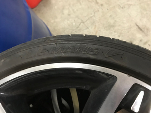 １７インチ　普通車用タイヤ