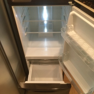 Panasonic 冷蔵庫 2ドア 容量138L 2012年製(品番NR-B144W-T形)の画像