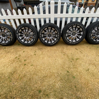 ハイエース専用ロクサーニバトルシップ16インチとTOYO H20 5本
