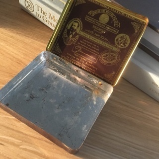 [値下げ中] ティン缶の画像