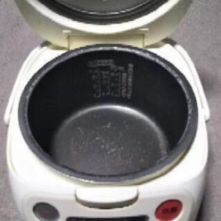 【交渉中】ZOJIRUSHI 炊飯器 (5合炊き)の画像
